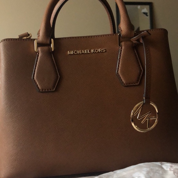 Michael Kors Handbags - Michael Kors purse Michael Kors Handbags - Michael Kors purse